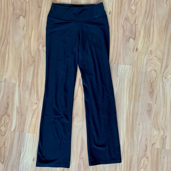 Nike Leggings - Picture 1 of 3